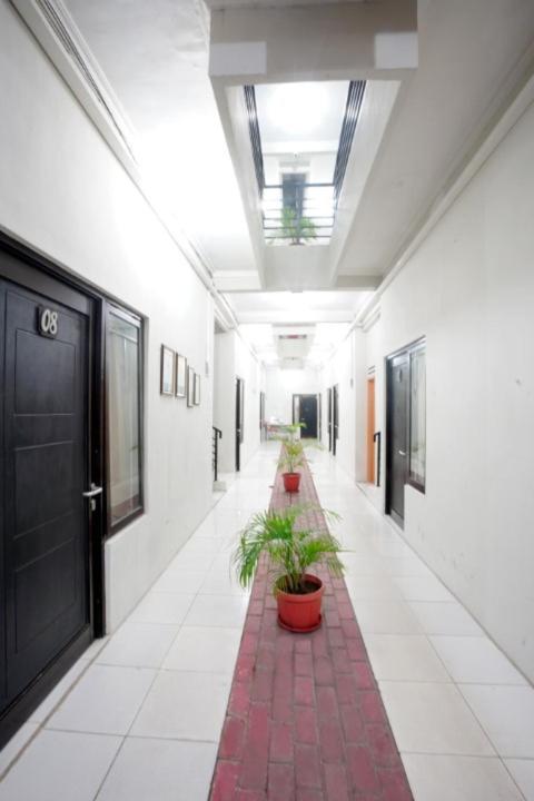 Dparagon Dwikora Palembang Buitenkant foto