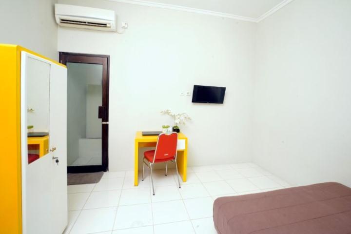 Dparagon Dwikora Palembang Buitenkant foto